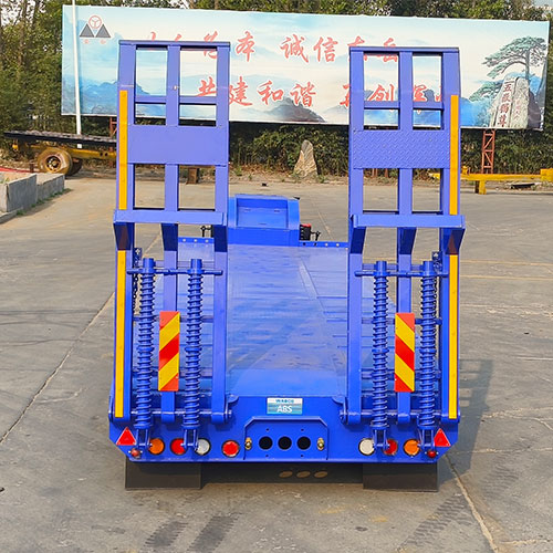 Low flat transport semi-trailer